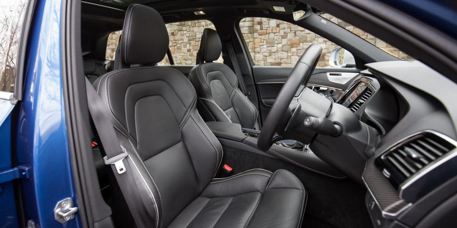 Интерьер Volvo XC90 T6 R-Design 2016 года  (AU) (фото 1 из 23)